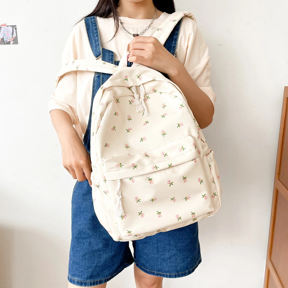 Casual Floral Prints Women Backpack Girls Bookbags Large Capacity Students School Bags Travel Backpack Mochilas with Pendants